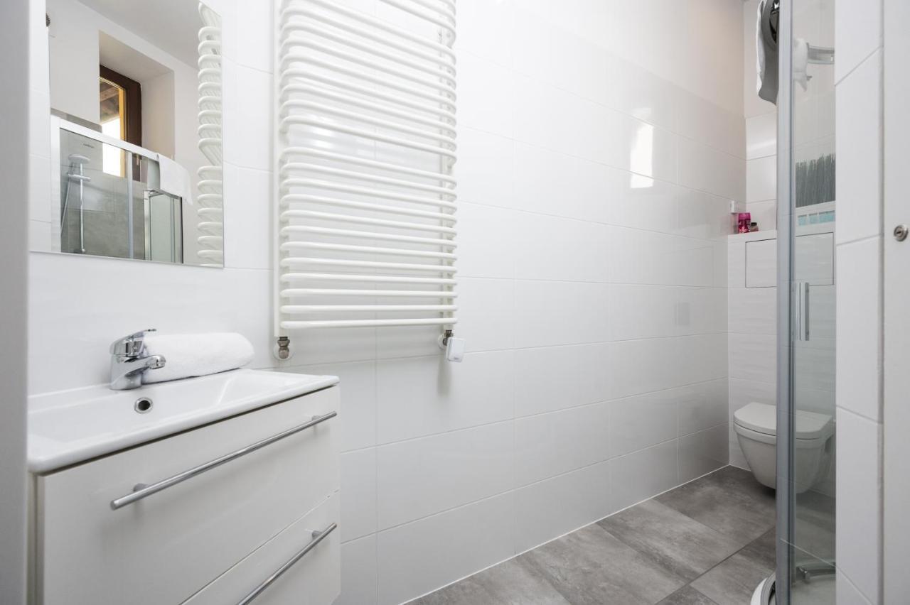 Beautiful Apartment, Great Location, Old Town & Kazimierz คราคูฟ ภายนอก รูปภาพ