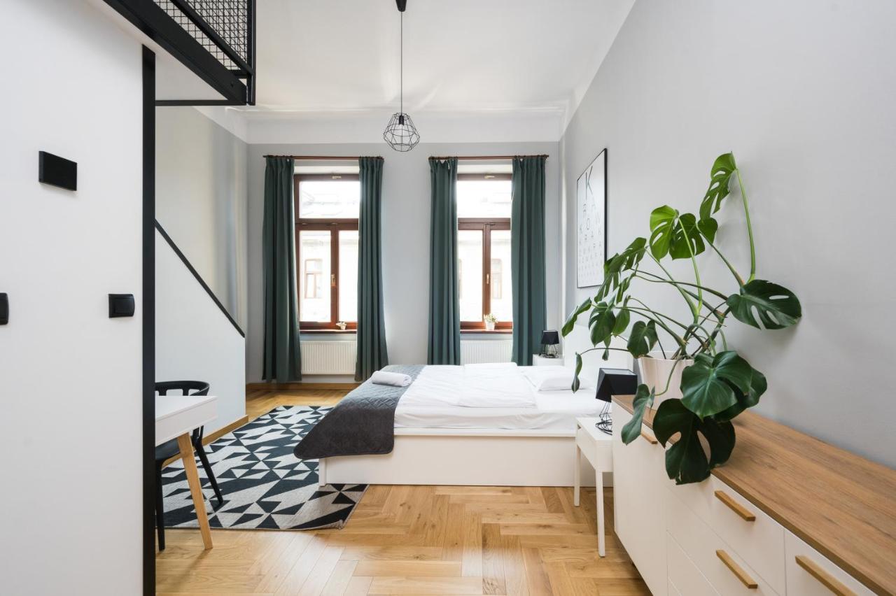 Beautiful Apartment, Great Location, Old Town & Kazimierz คราคูฟ ภายนอก รูปภาพ
